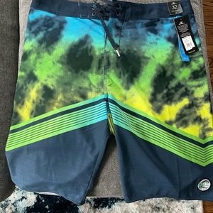 O’Neill boardshorts NWT